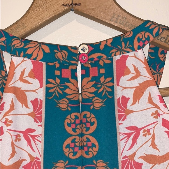 Gorgeous print - BCBG Maxazria dress size 4 - Picture 13 of 16